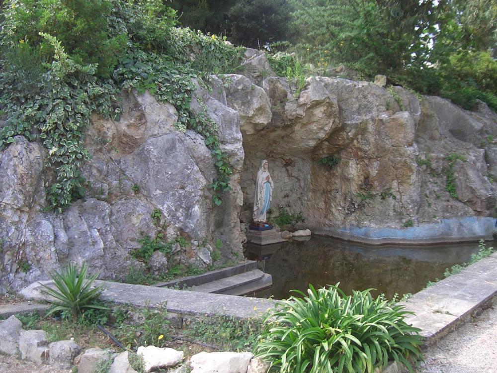 فندق Centro Di Spiritualita Madonna Della Nova أوستوني المظهر الخارجي الصورة
